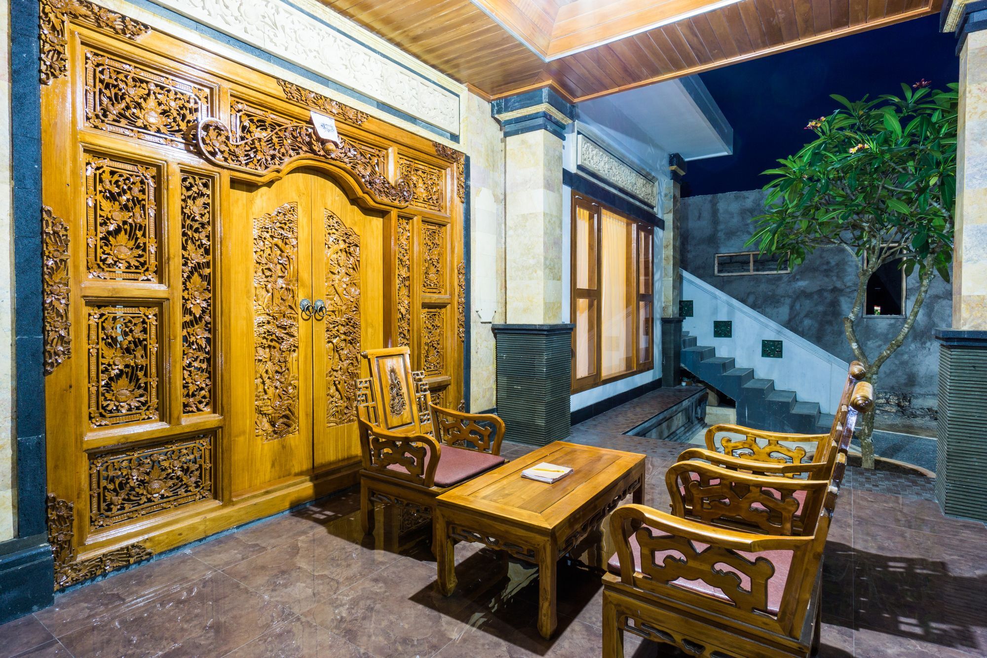 Exotic Inn Lembongan Exterior photo